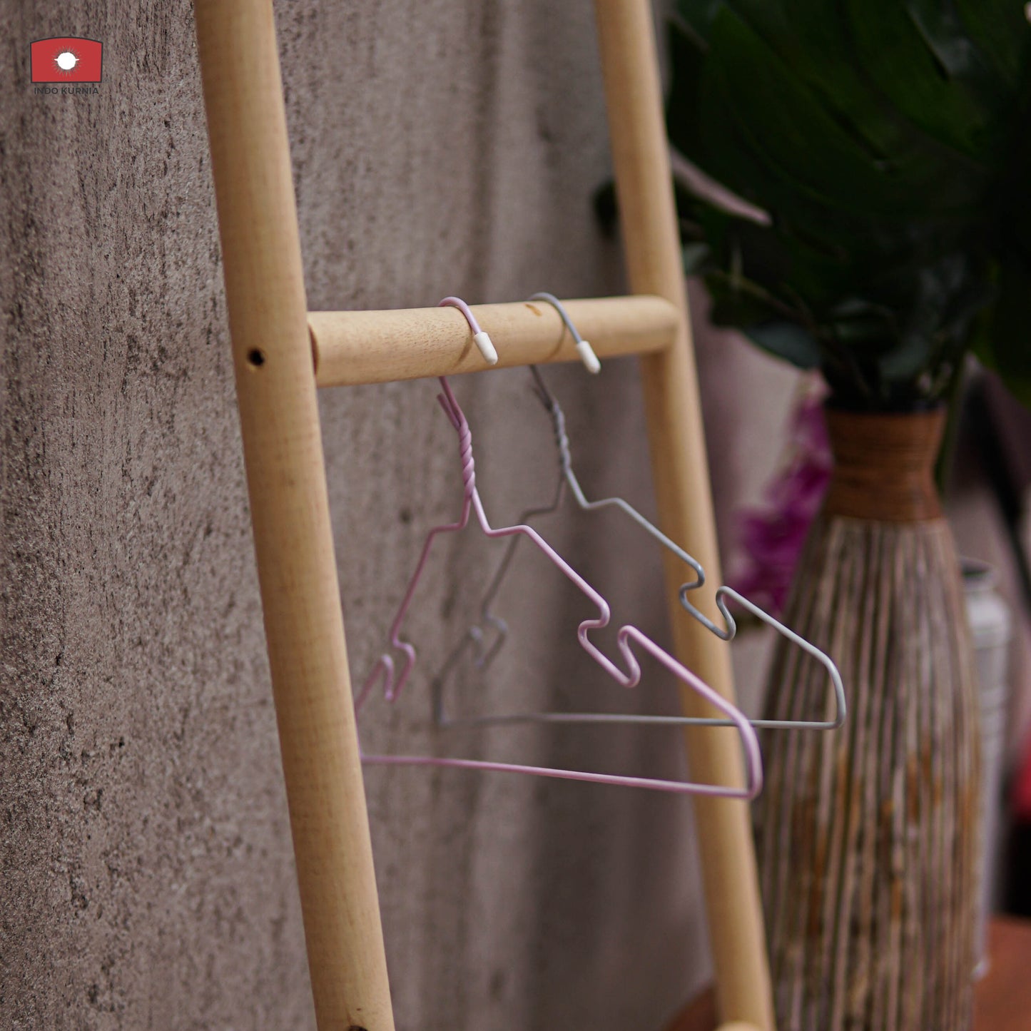 6 pcs Gantungan Baju Coating Kupu Kupu Premium